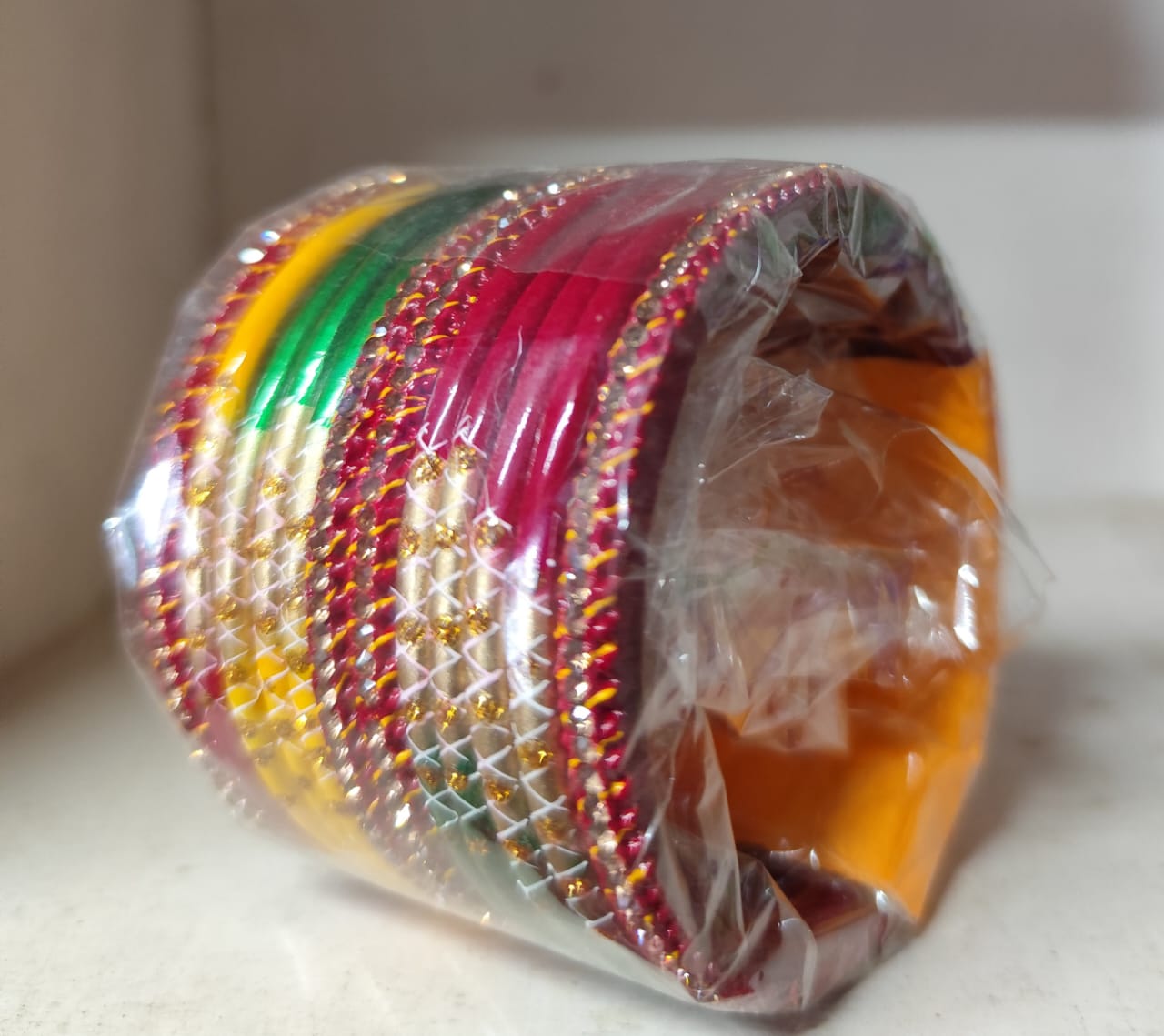 Lac Bangles (लाख की चूड़ियां)